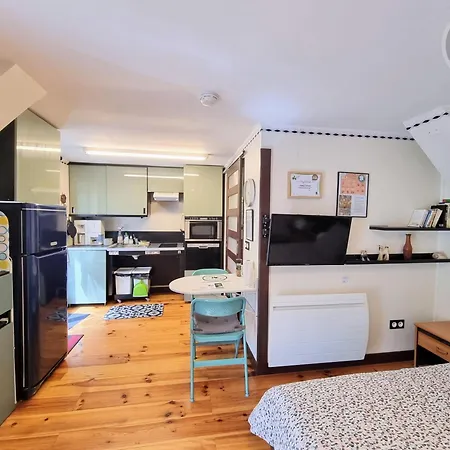 Moderne Et Accessible Avec Wi-fi Et Parking Pres De Paris - Fr-1-649-117 * Nesles-la-Vallee